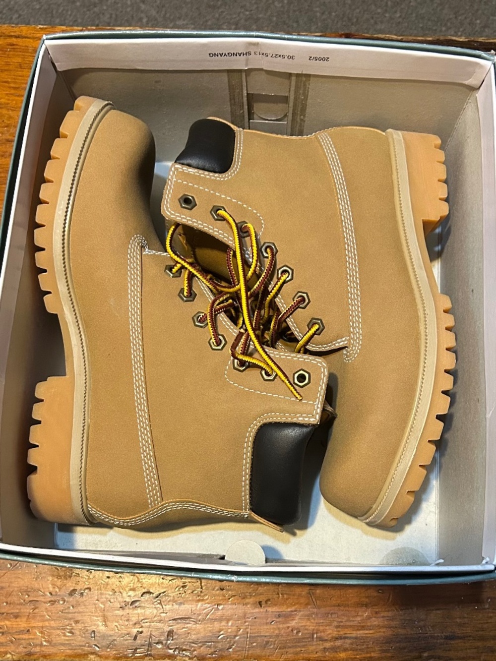 Ozark Trail Men’s Lifestyle Boots Troy!  Size 8!